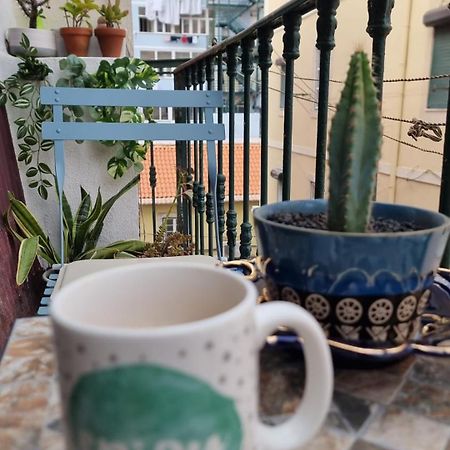 Charming Central Apartment To Rent Lissabon Buitenkant foto