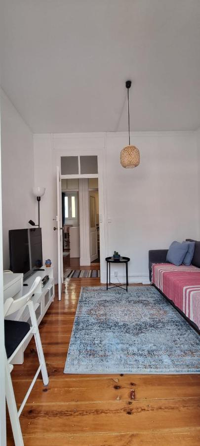 Charming Central Apartment To Rent Lissabon Buitenkant foto
