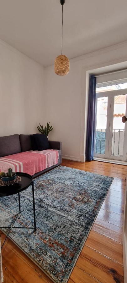 Charming Central Apartment To Rent Lissabon Buitenkant foto