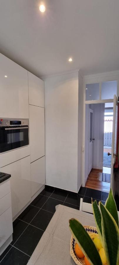 Charming Central Apartment To Rent Lissabon Buitenkant foto